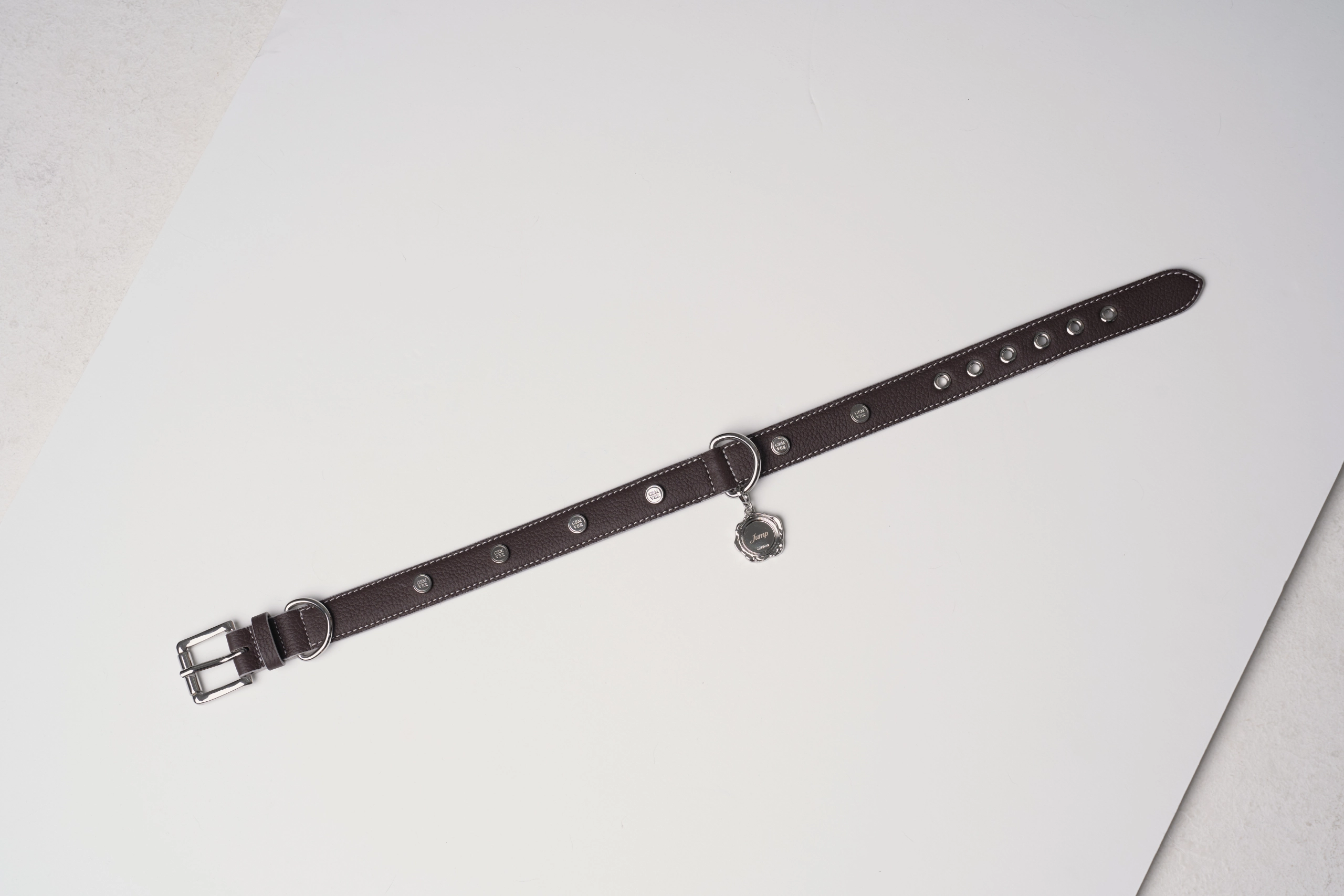Signature Rose Collar